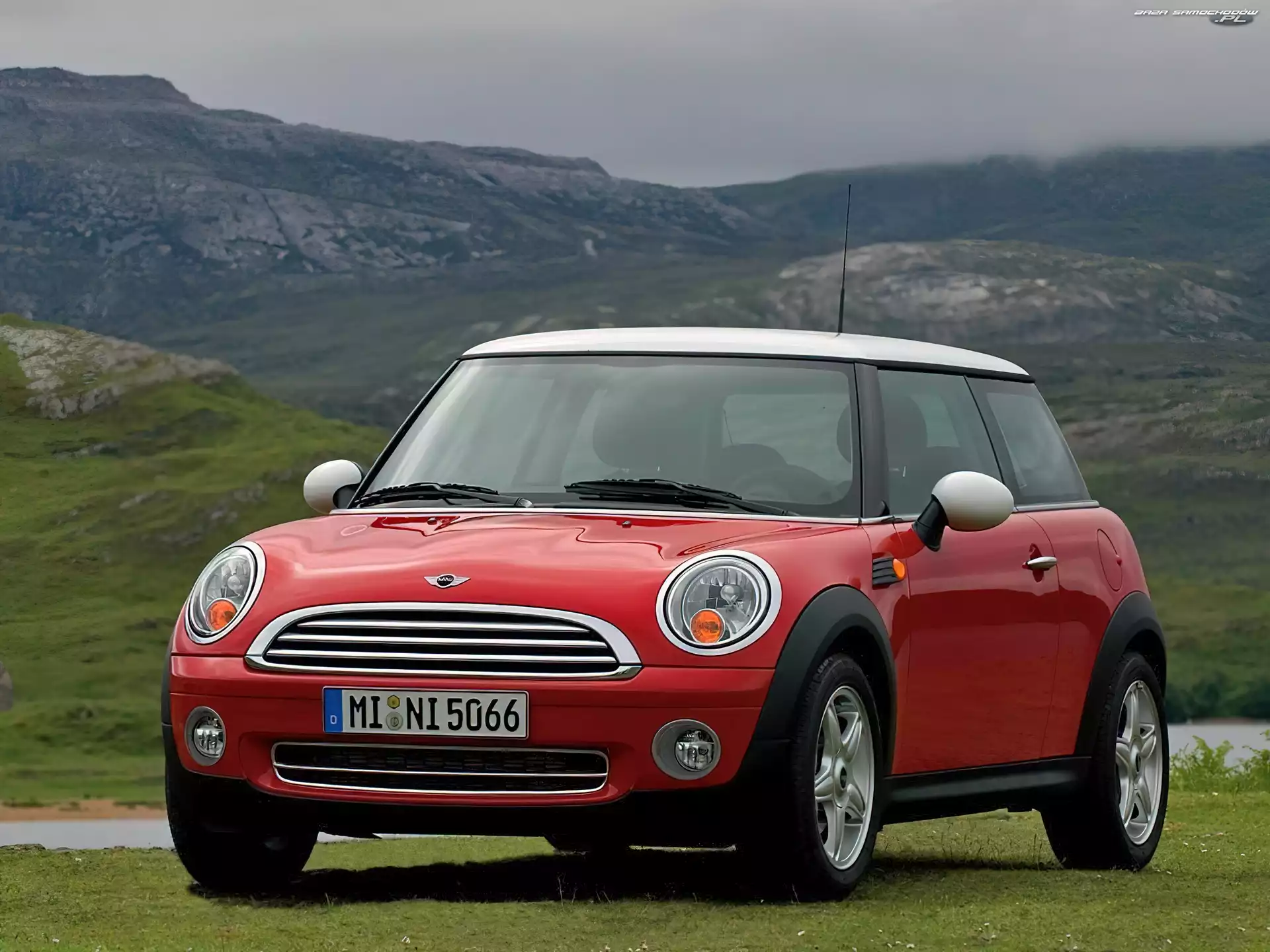 Mini Cooper, Czerwony