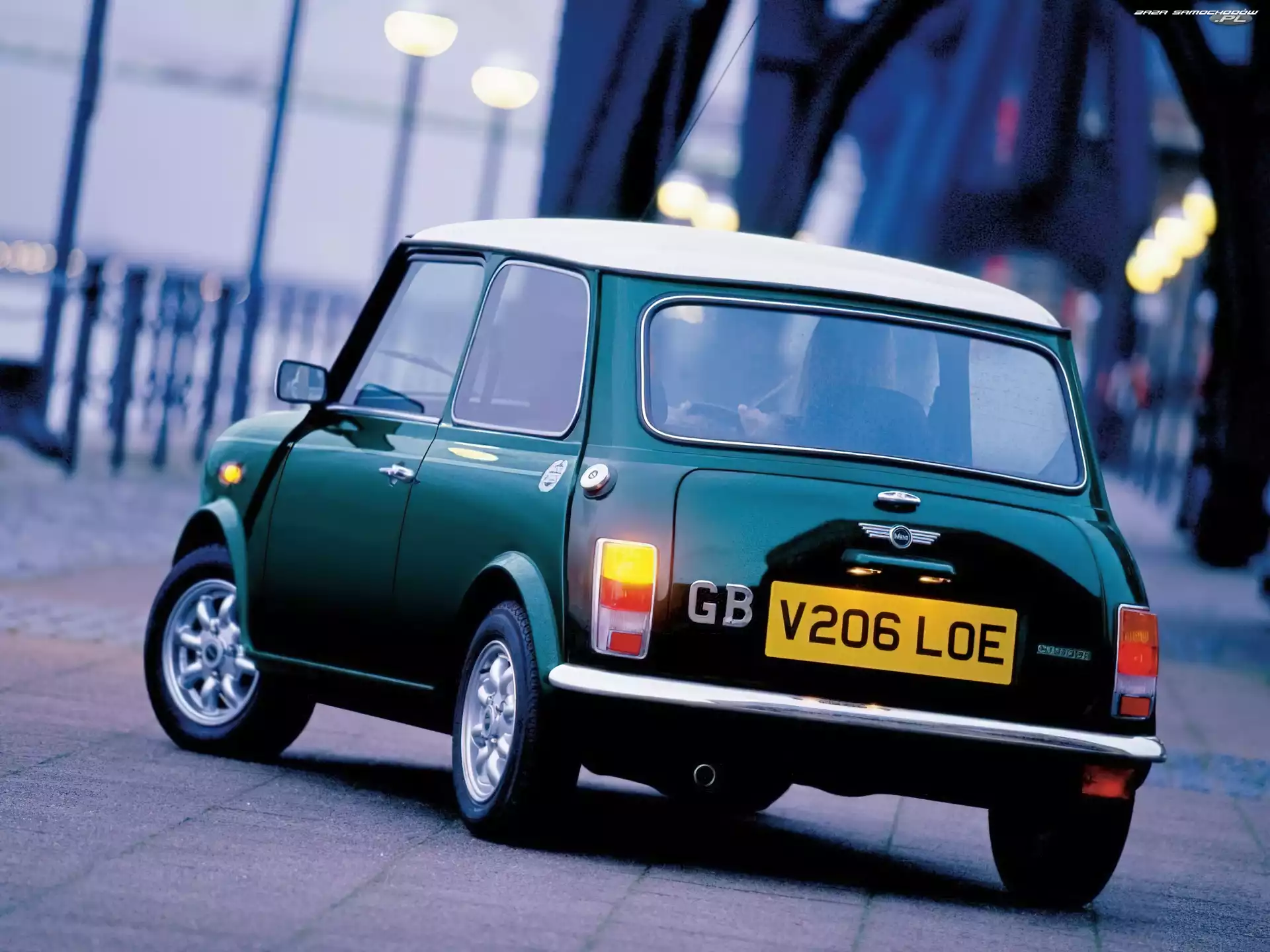 GB, Mini