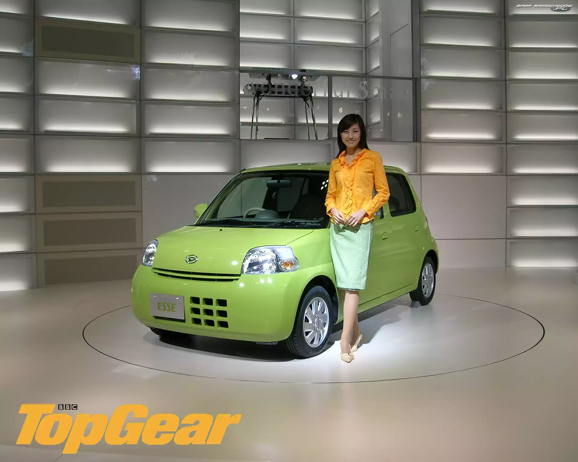Modelka, Daihatsu Esse, TopGear