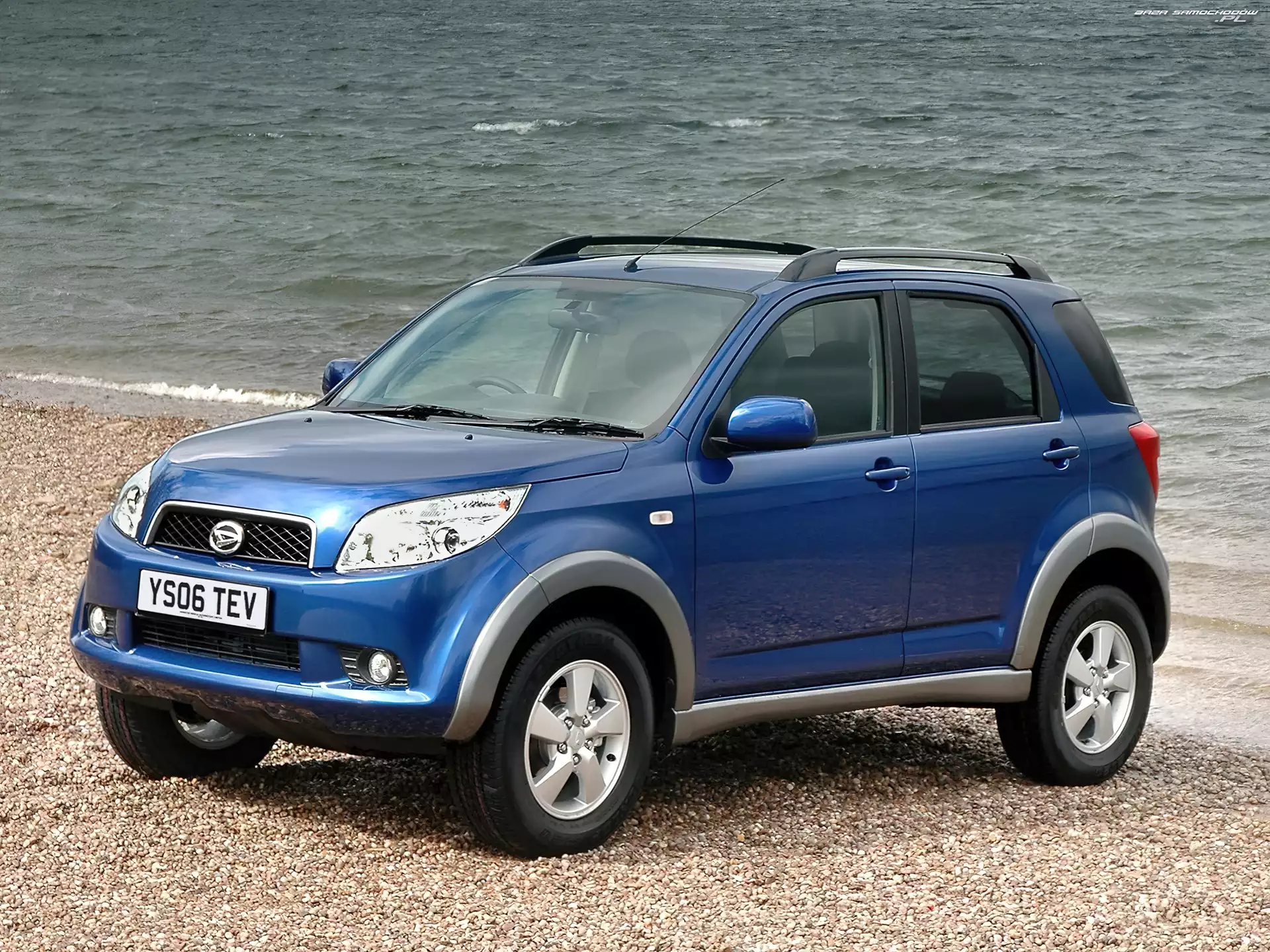 Morze, Daihatsu Terios, Plaża