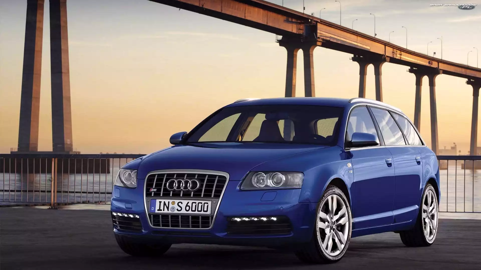 Most, A4 B6, Samochód, Niebieski, Audi