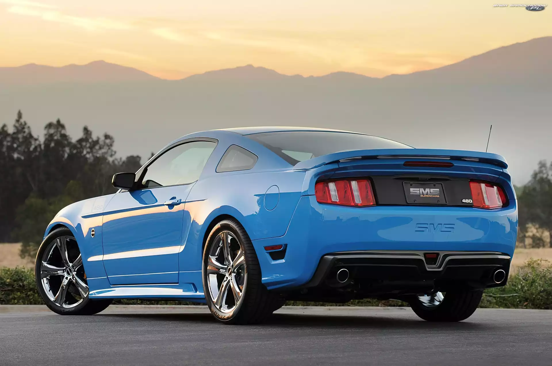 SMS, Ford Mustang