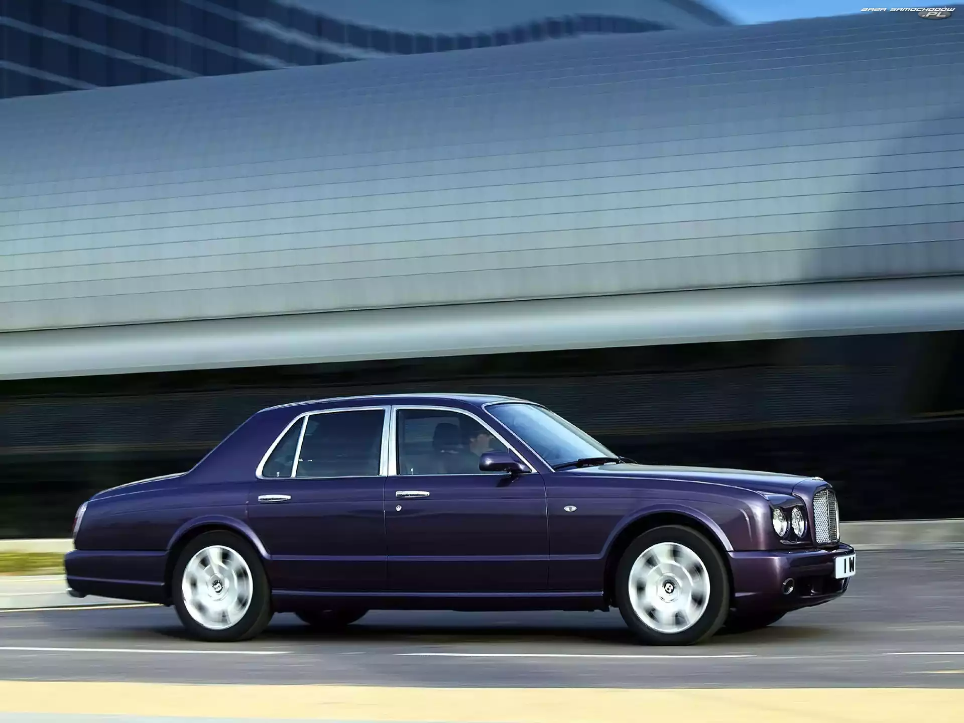 Nadwozia, Bentley Arnage, Linia