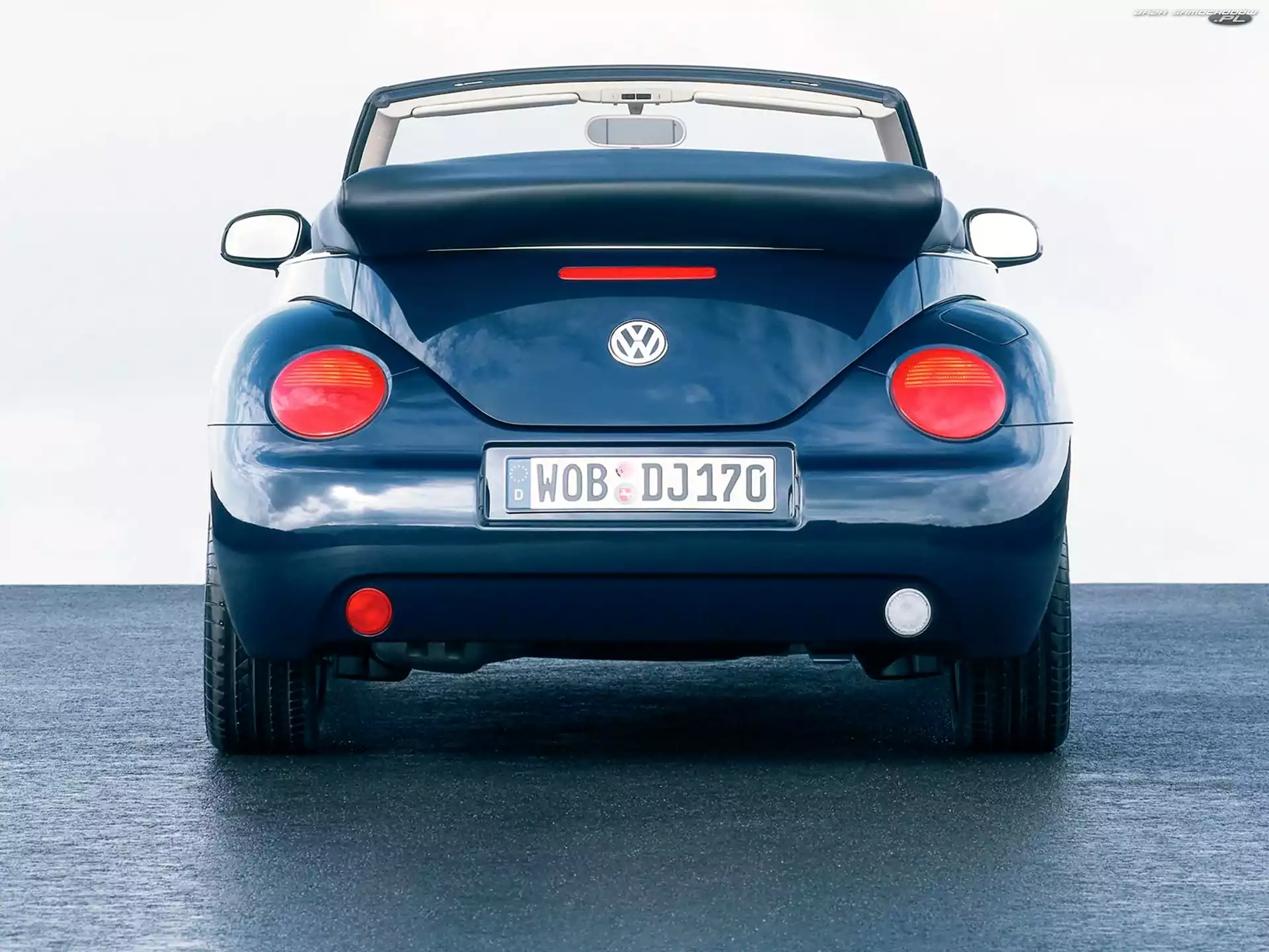 Volkswagen New Beetle