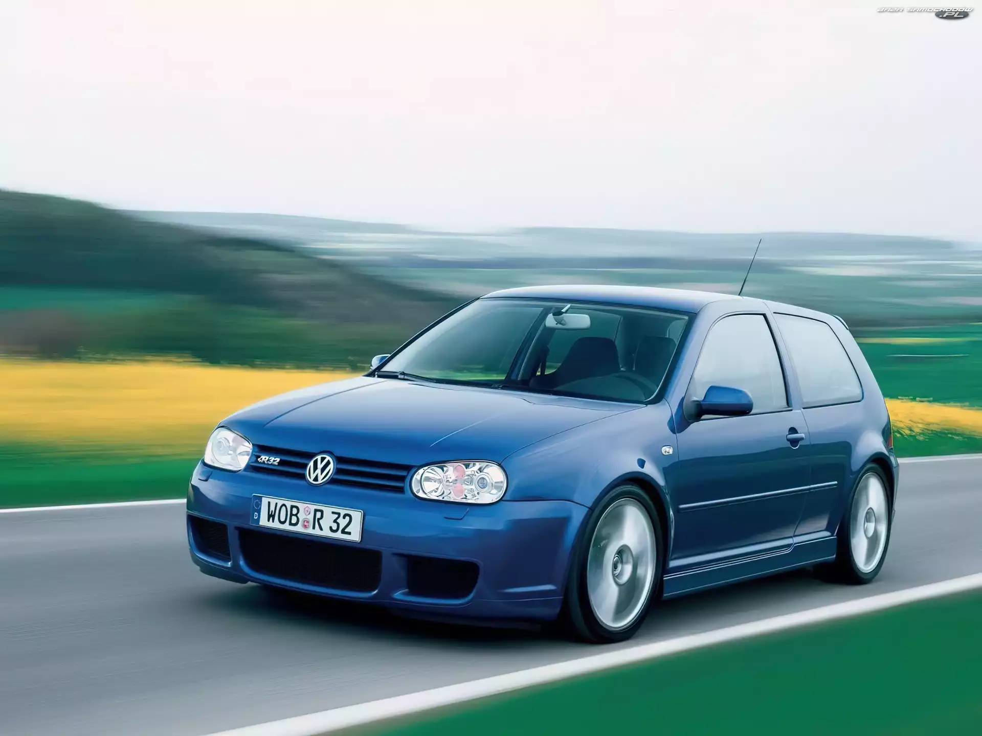 Niebieski, Volkswagen Golf 4, R32