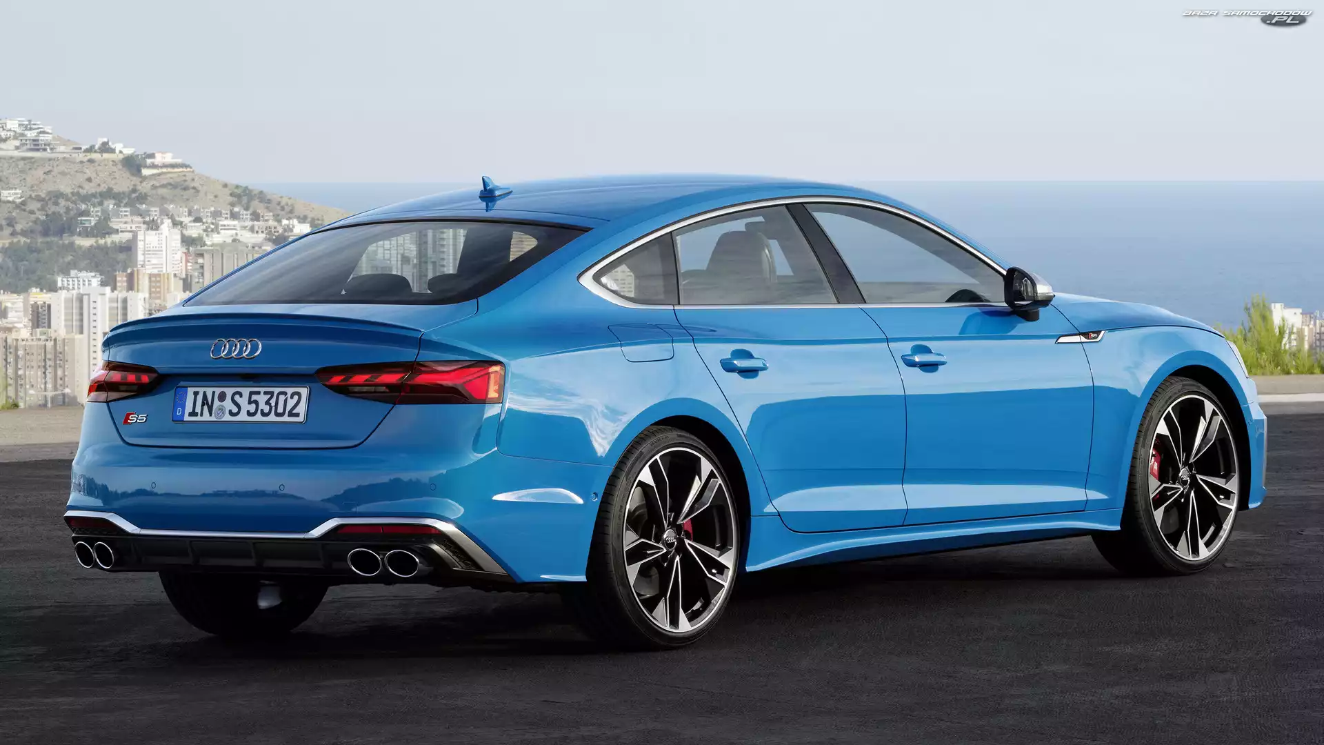 Niebieskie, Audi S5 Sportback