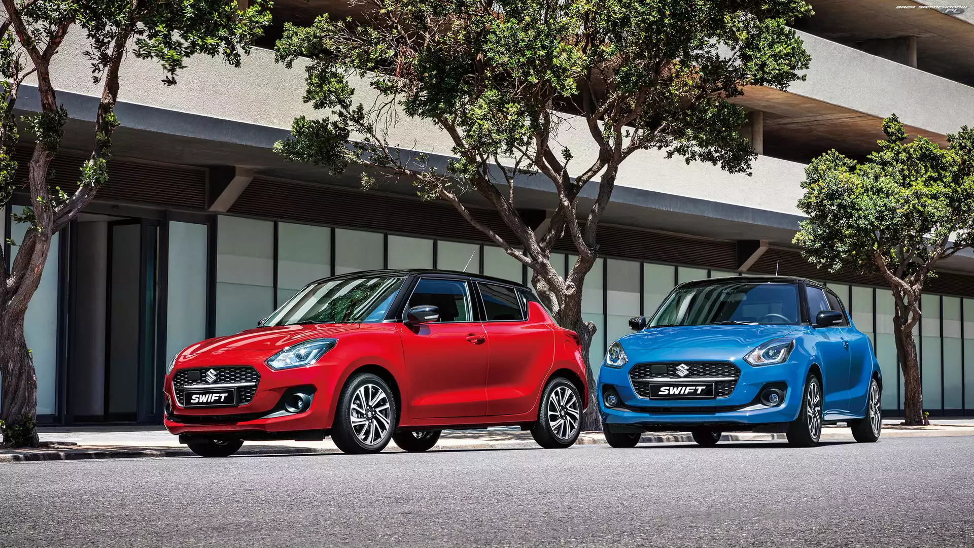 Suzuki Swift, Czerwone, Niebieskie