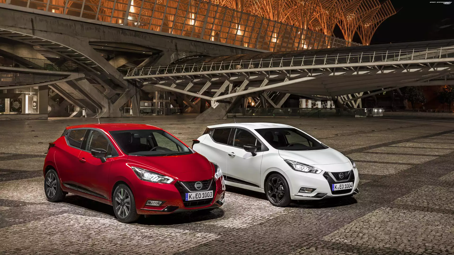Nissan Micra, Czerwony, Biały