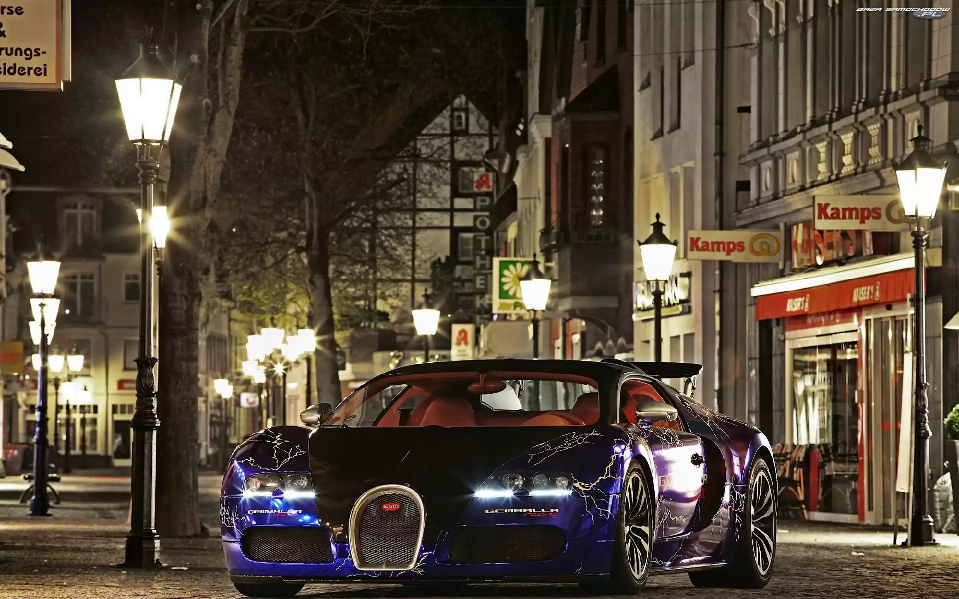 Noc, Bugatti Veyron, Miasto