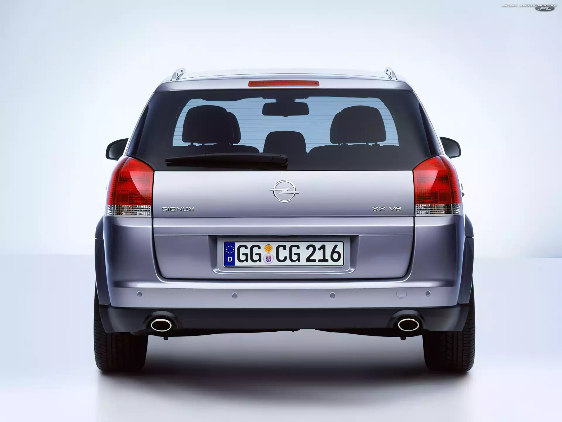 32 V6, Opel Signum