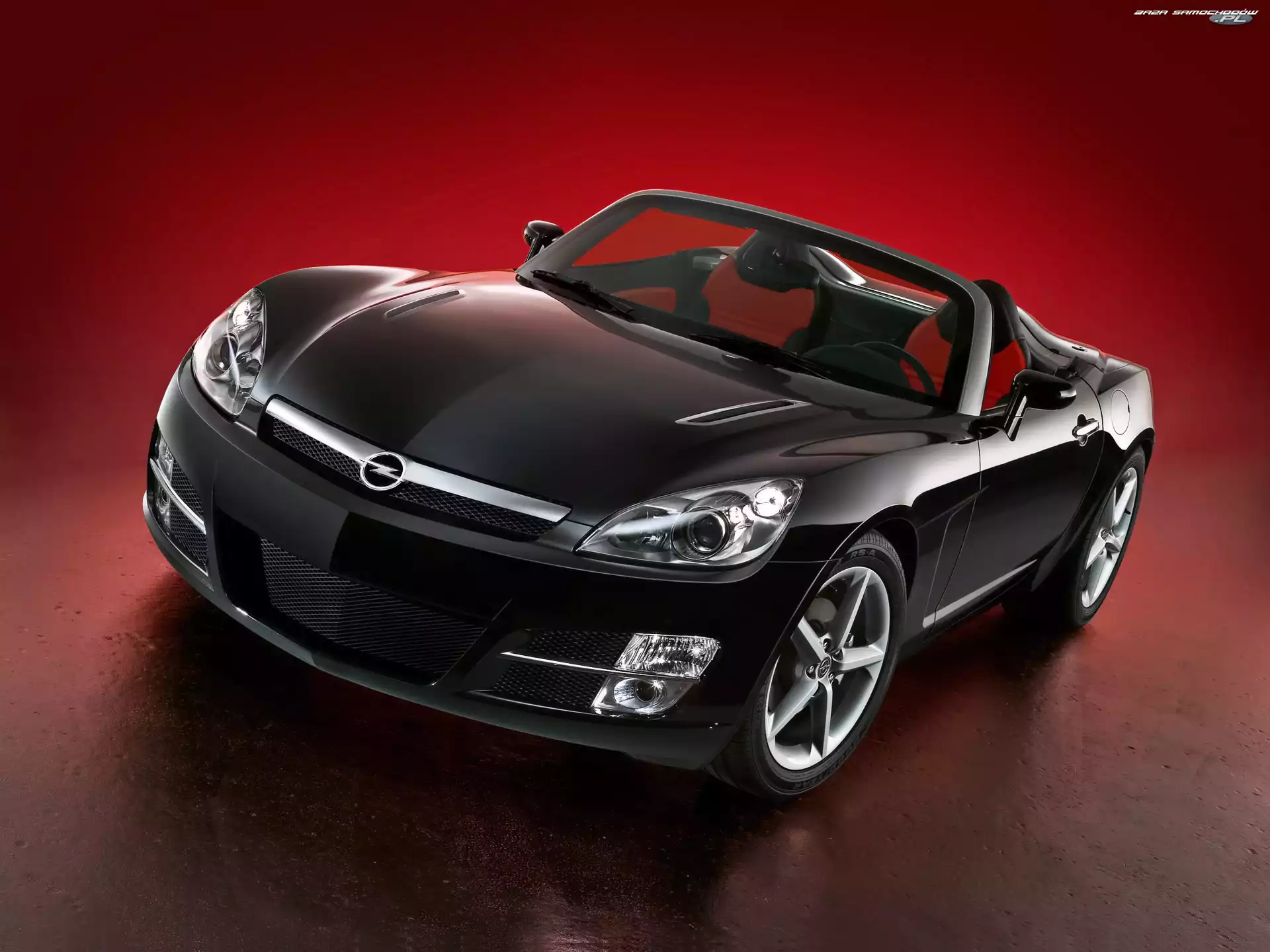 Czarny, Opel Speedster