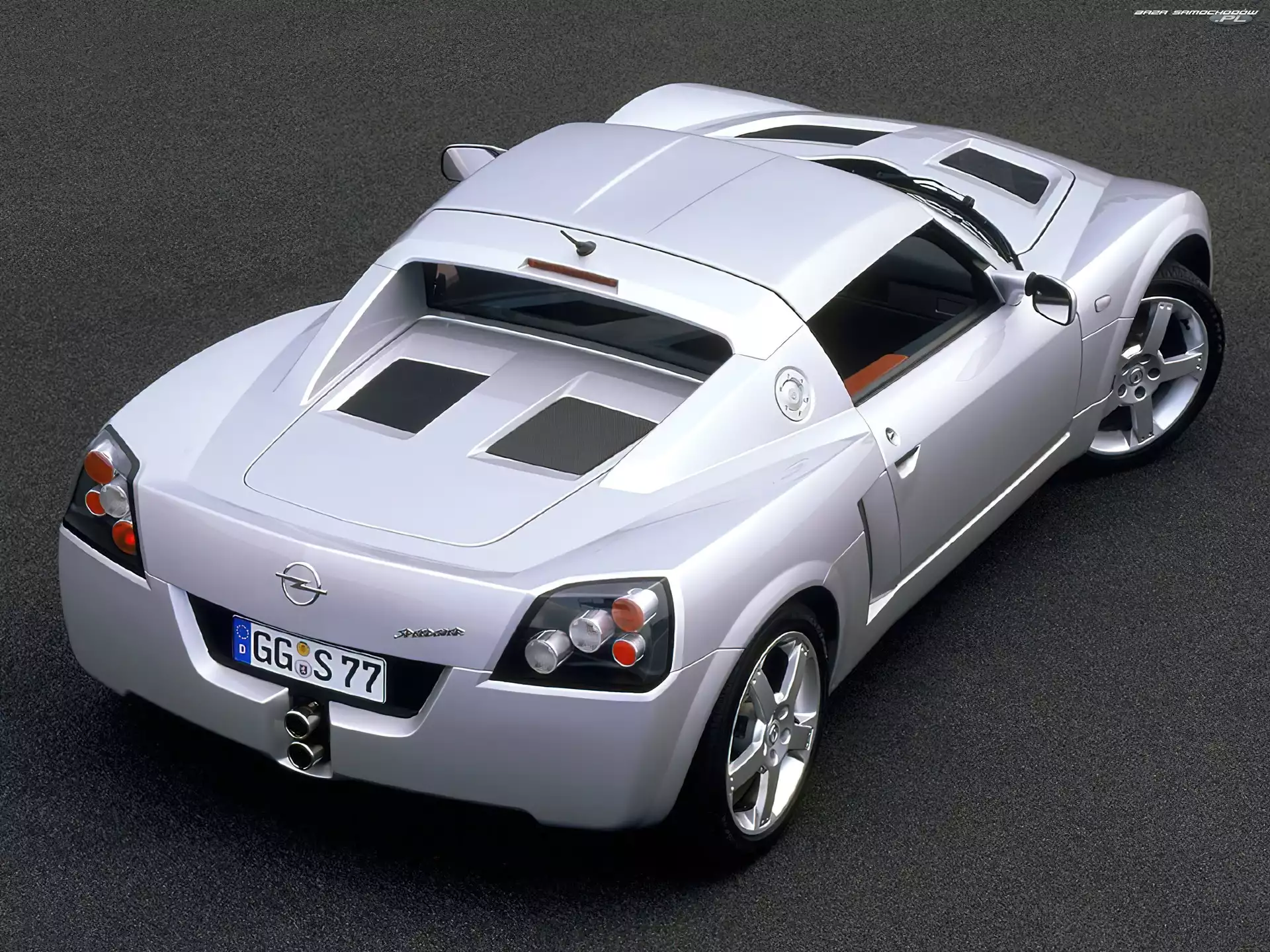 Opel Speedster, Srebrny