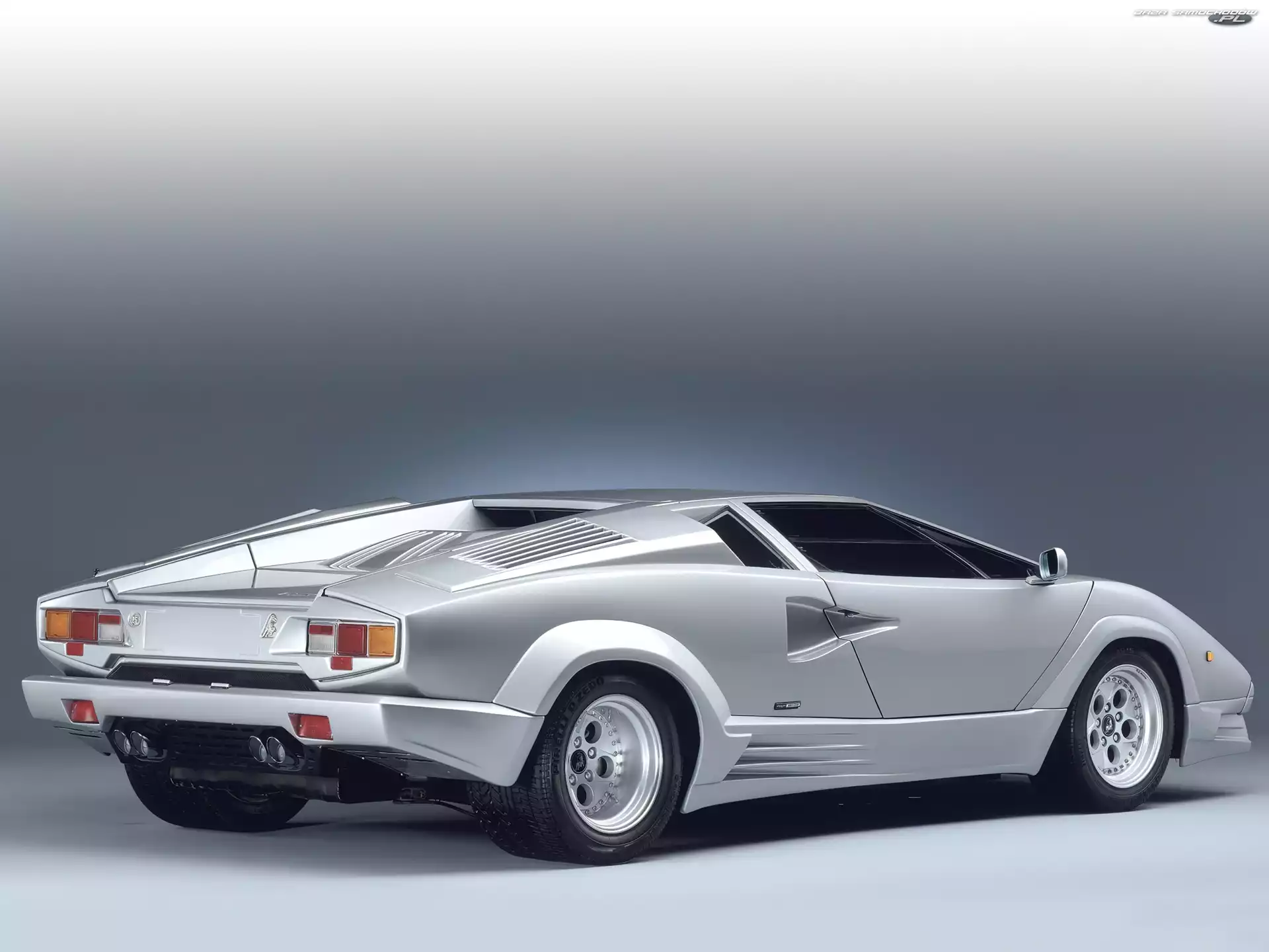 Opony, Lamborghini Countach, Szerokie