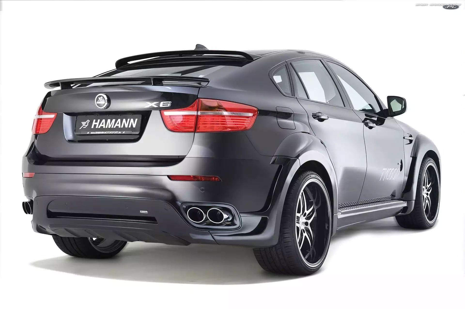 PDC, BMW X6, Spojler