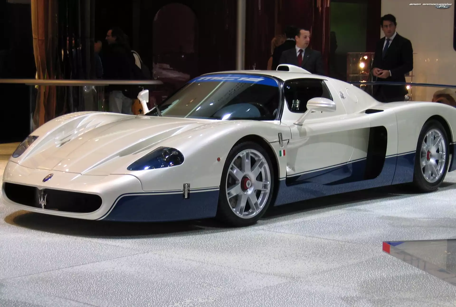 Pokaz, Prezentacja, Maserati MC12