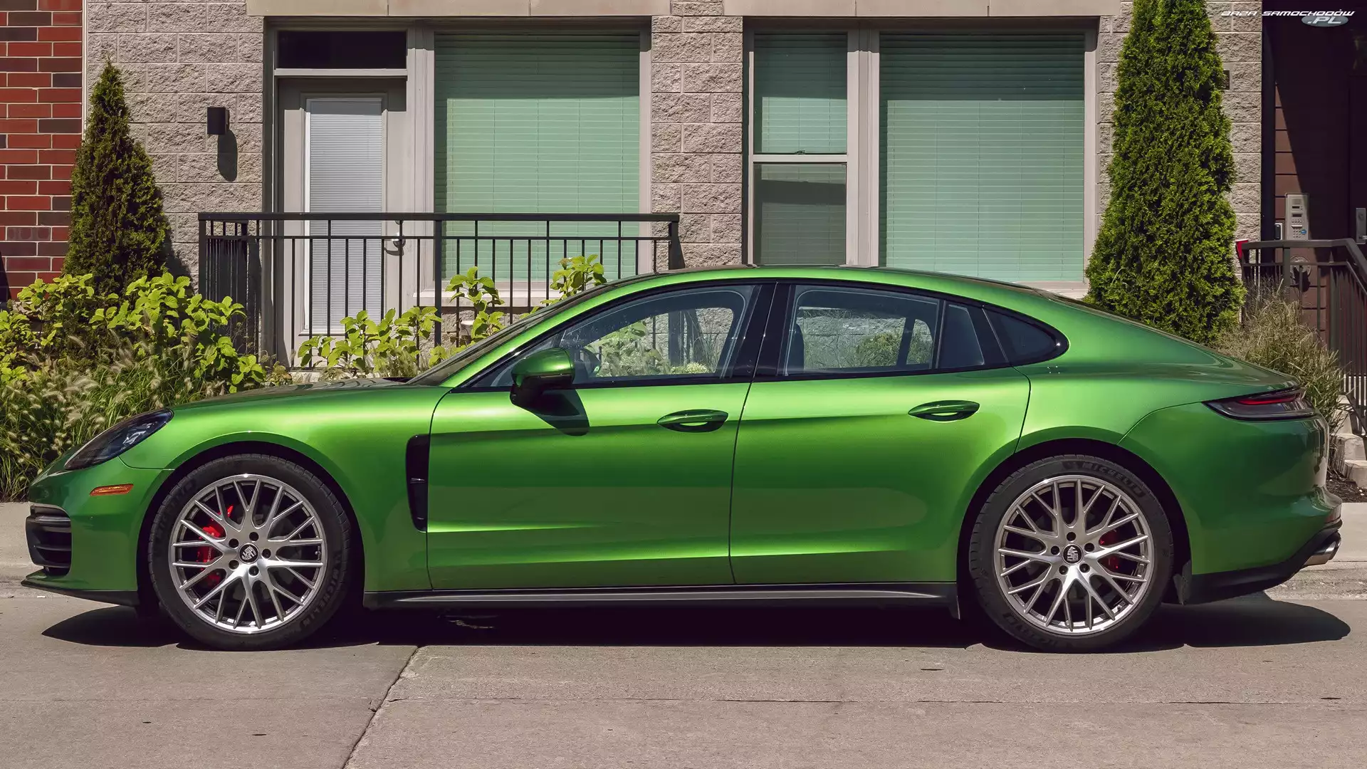 Bok, Porsche Panamera S, Zielone