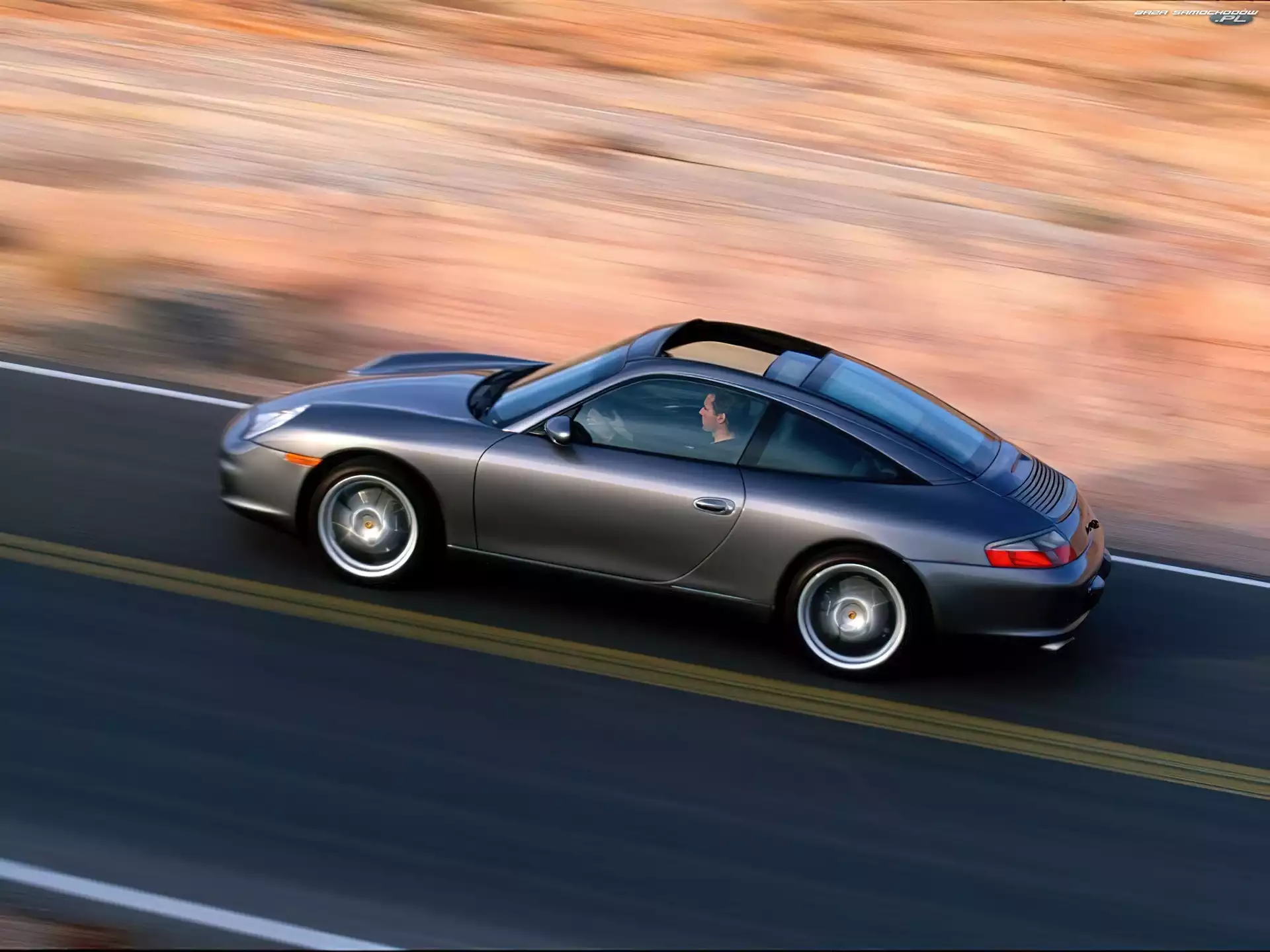 Ogromny Szyber Dach, Porsche 911