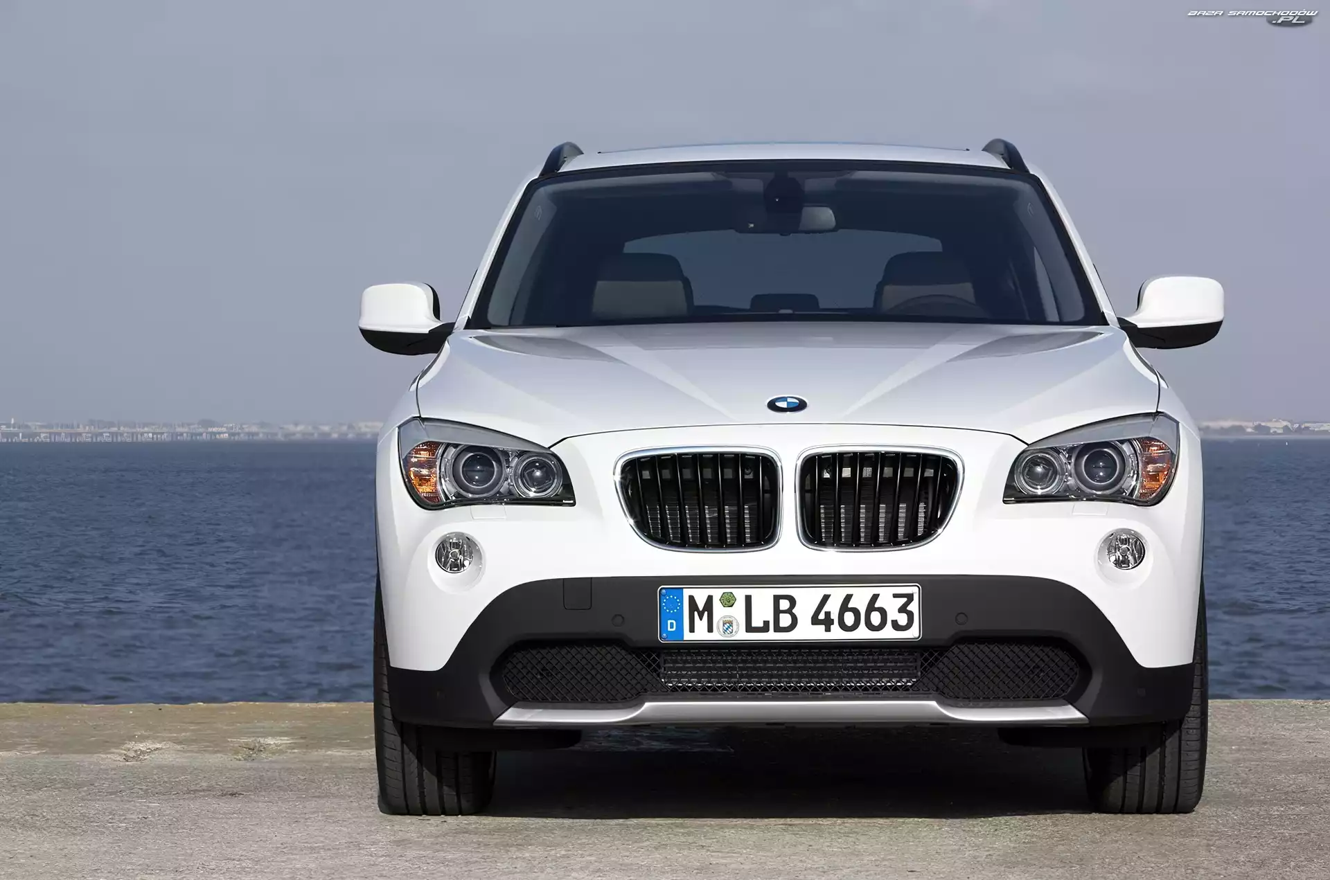 Powietrza, BMW X1, Wloty