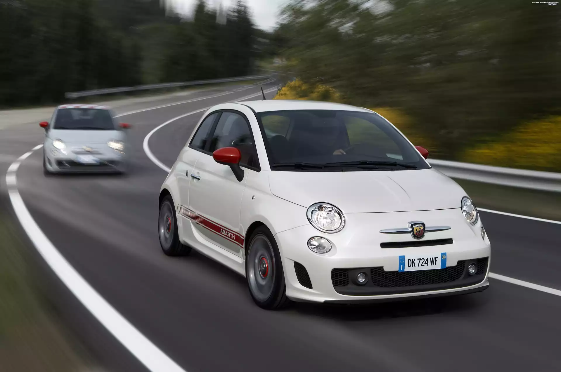 Prędkość, Abarth 500, Wyścig