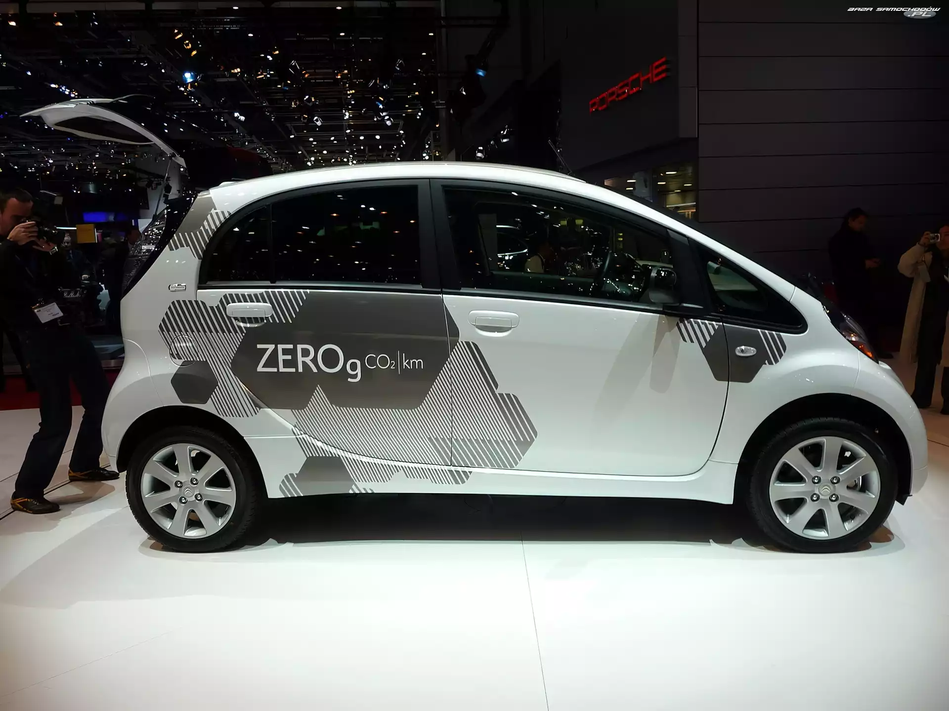 Citroen C-Zero, Premiera