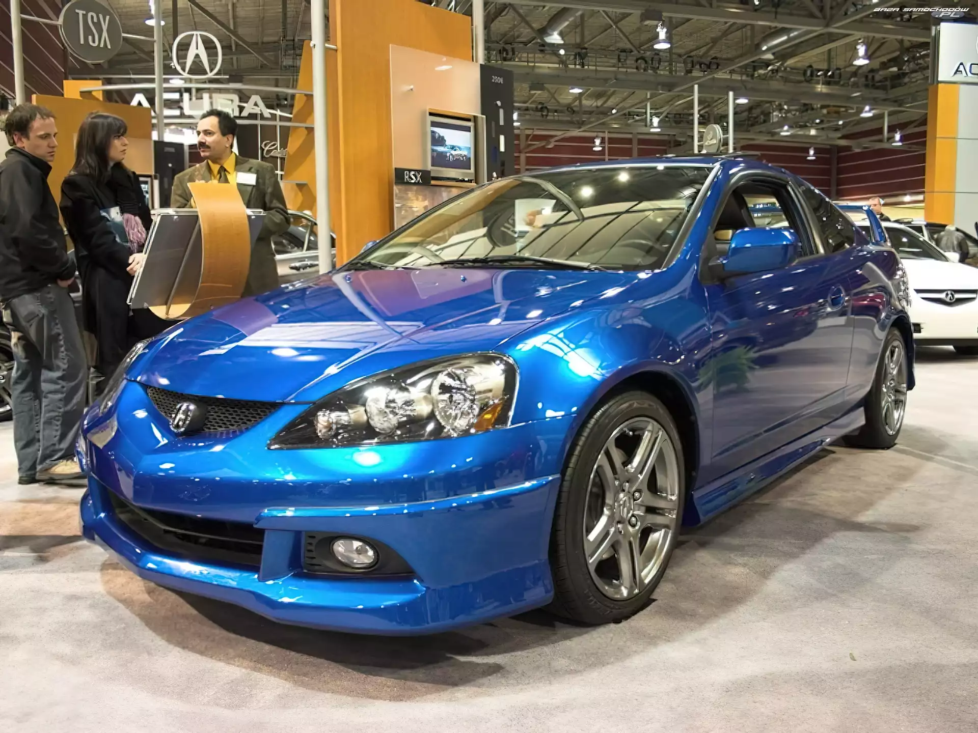 Premiera, Acura RSX, Salon