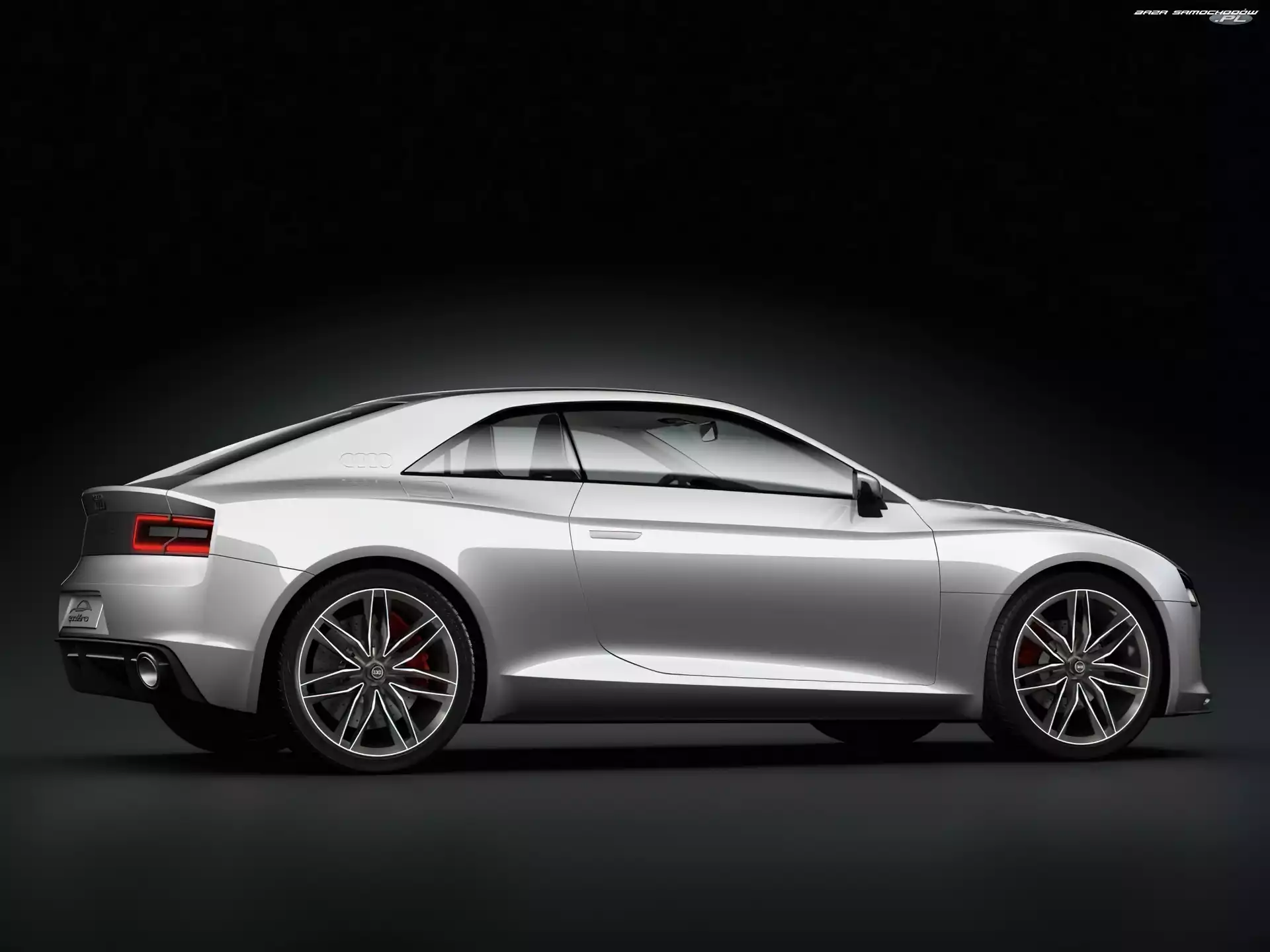 Profil, Audi Quattro, Prawy