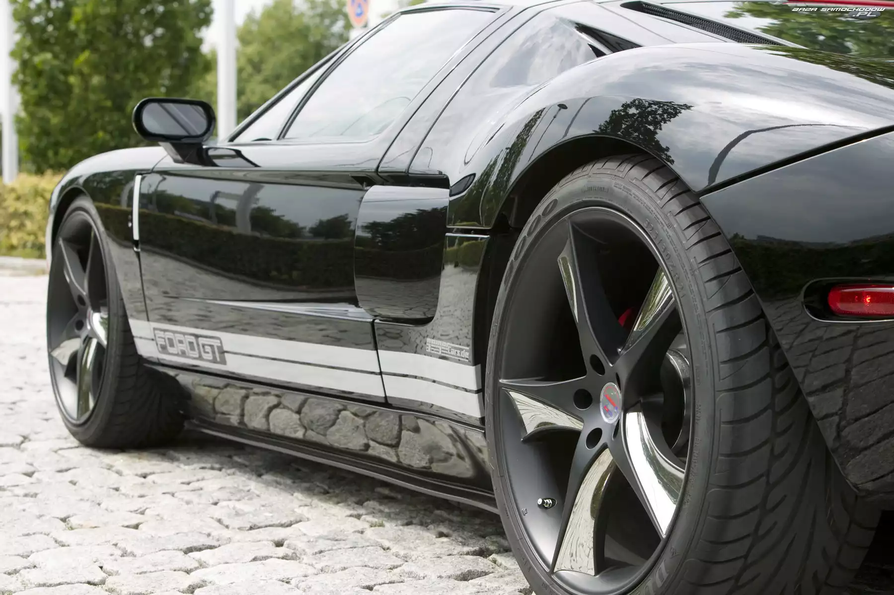 Próg, Ford GT, Alufelgi