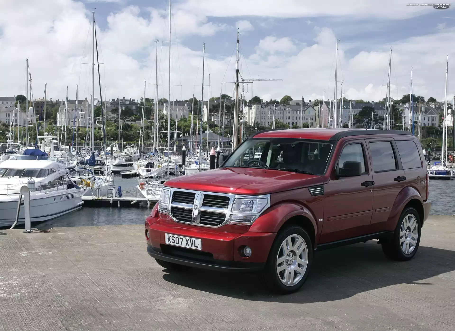 Przystań, Czerwony, Dodge Nitro