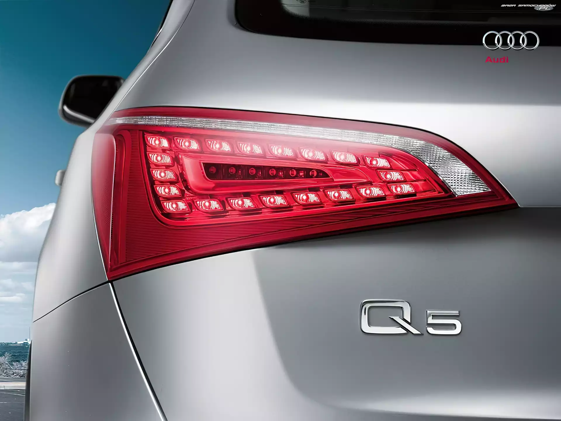Emblemat, Audi Q5