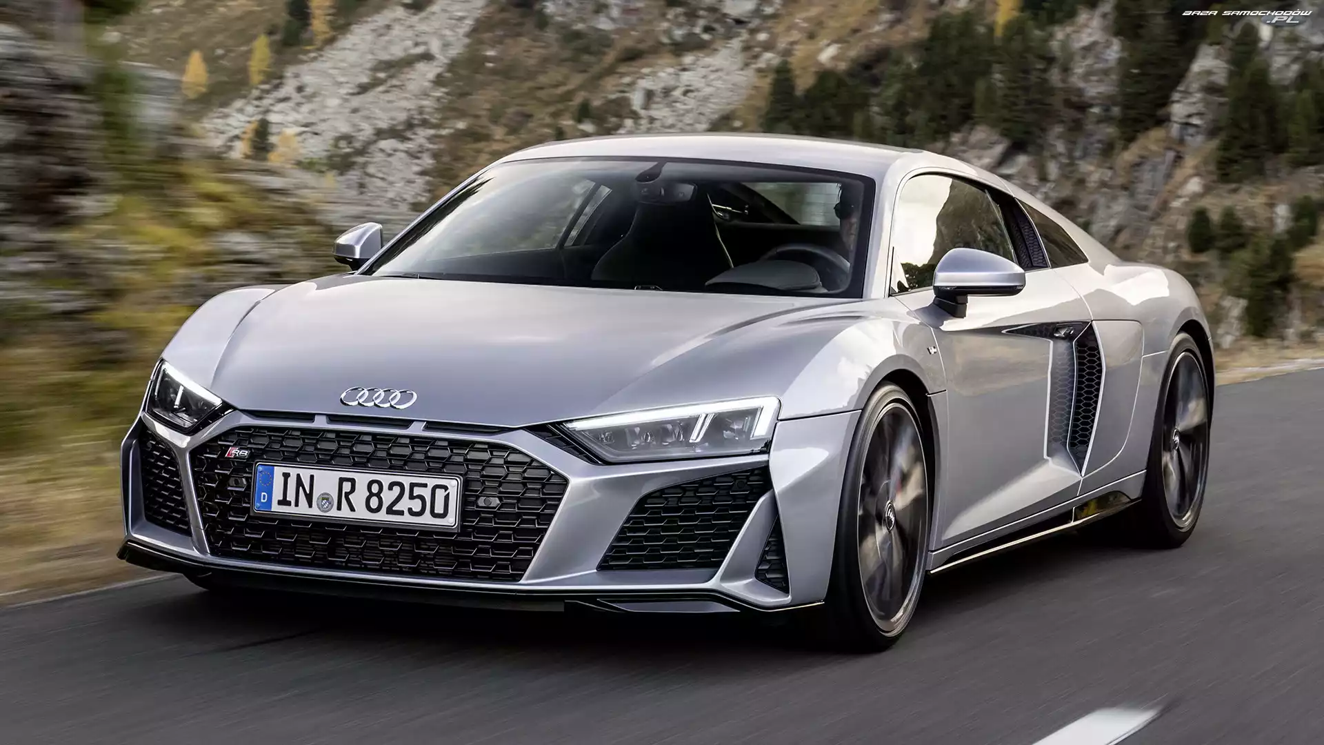 Audi R8, Coupe