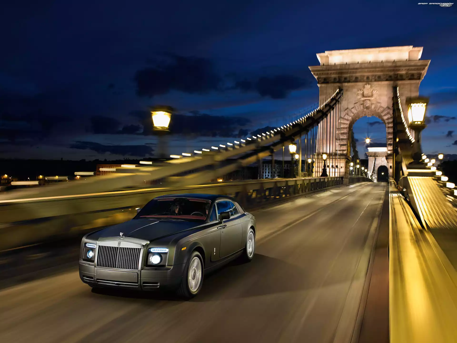 Rolls-Royce Phantom Coupe, Most