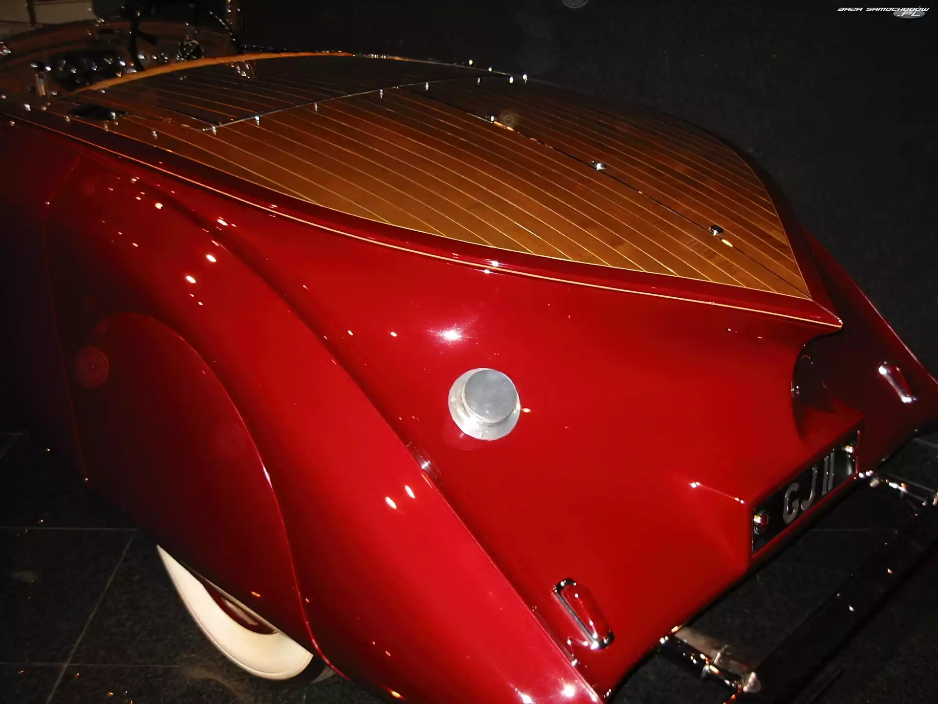 wlew paliwa, Rolls-Royce