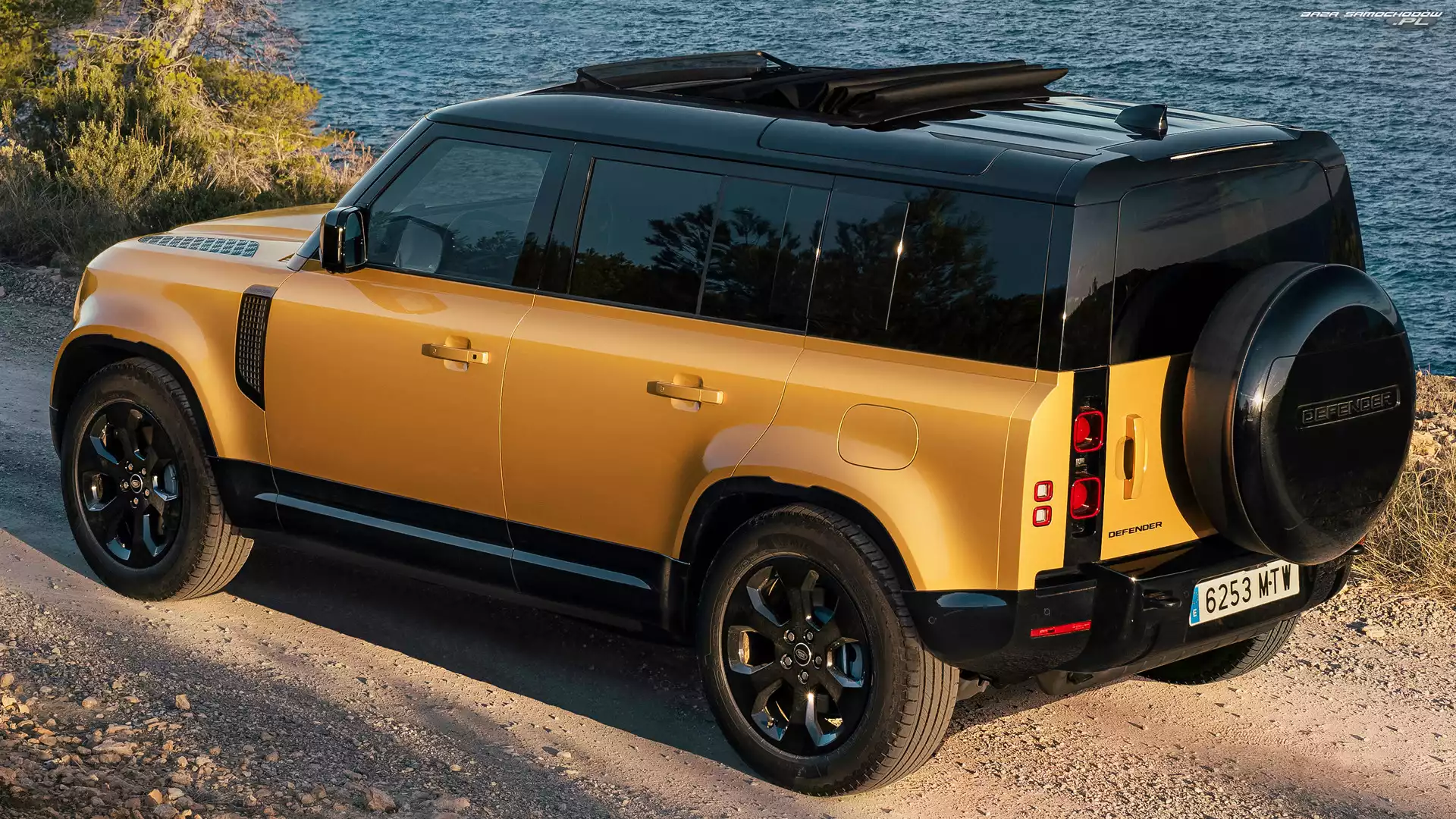 Eivissa Sunrise, Land Rover Defender, 110