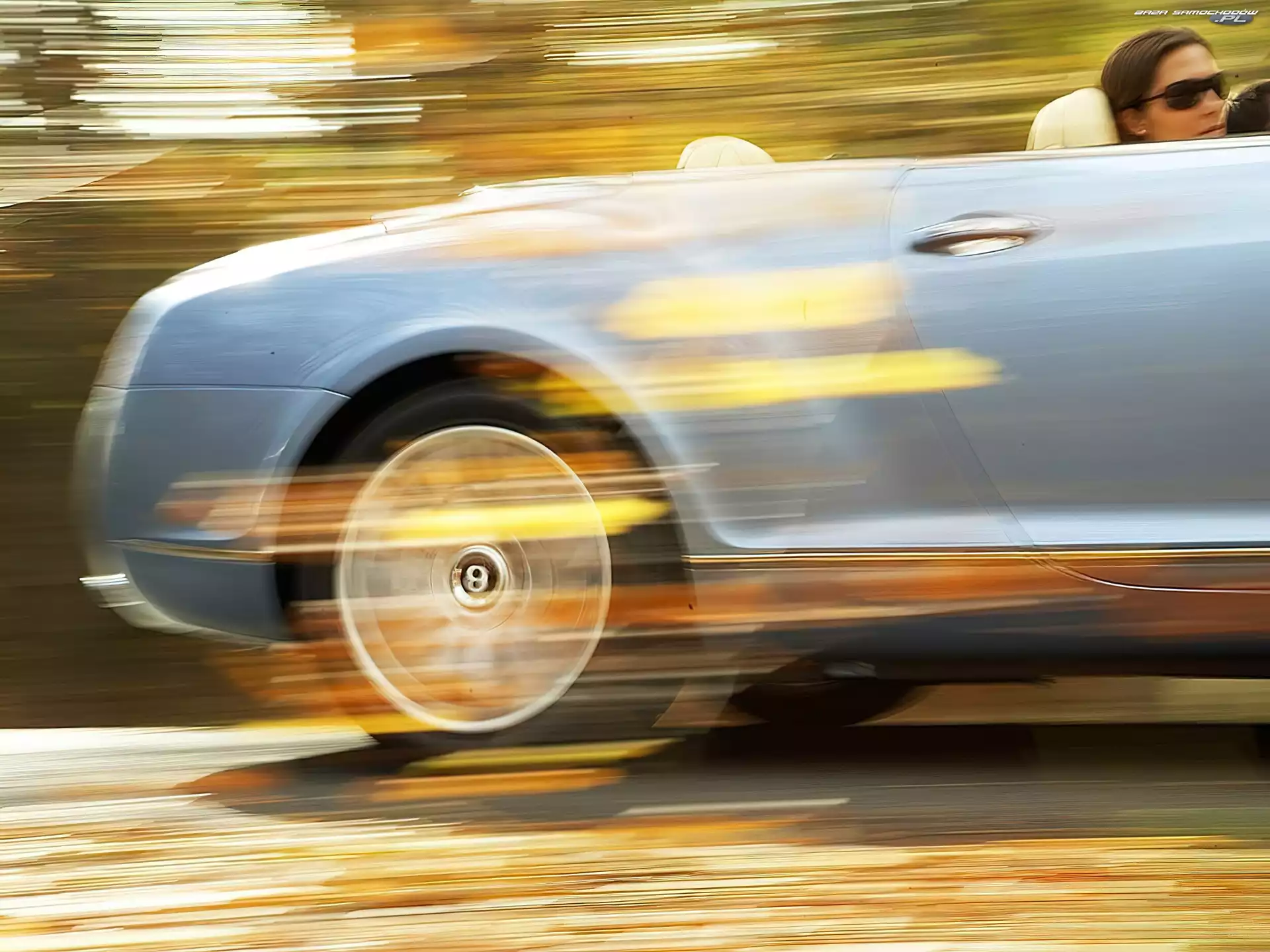 Rozmazane, Bentley Continental GTC, Prędkość