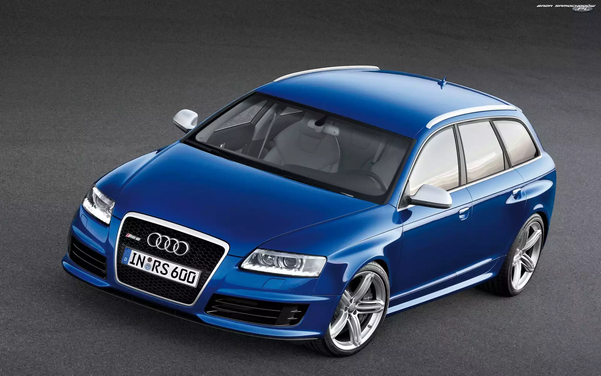 RS6, Sportowa, Audi A6, Wersja