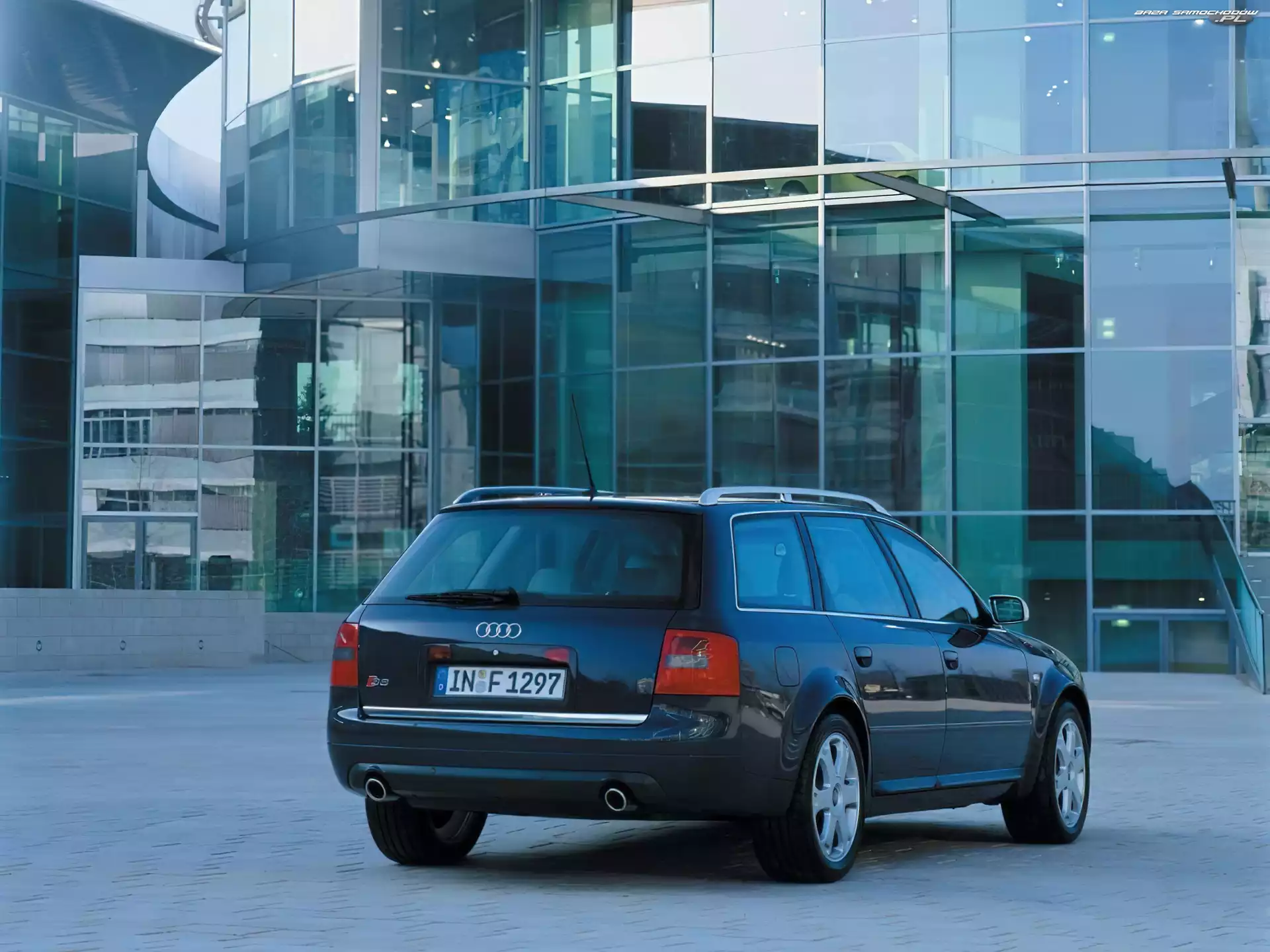 Avant, S6
