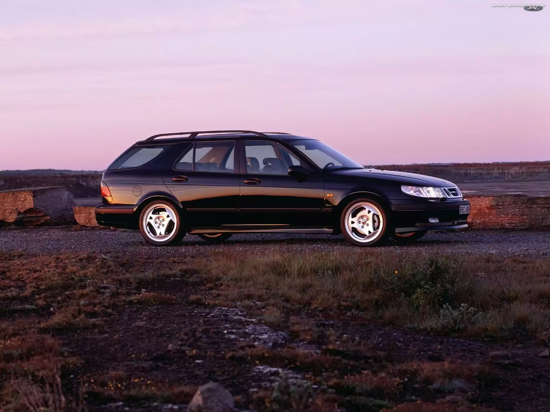 Czarne Kombi, Saab 9-3