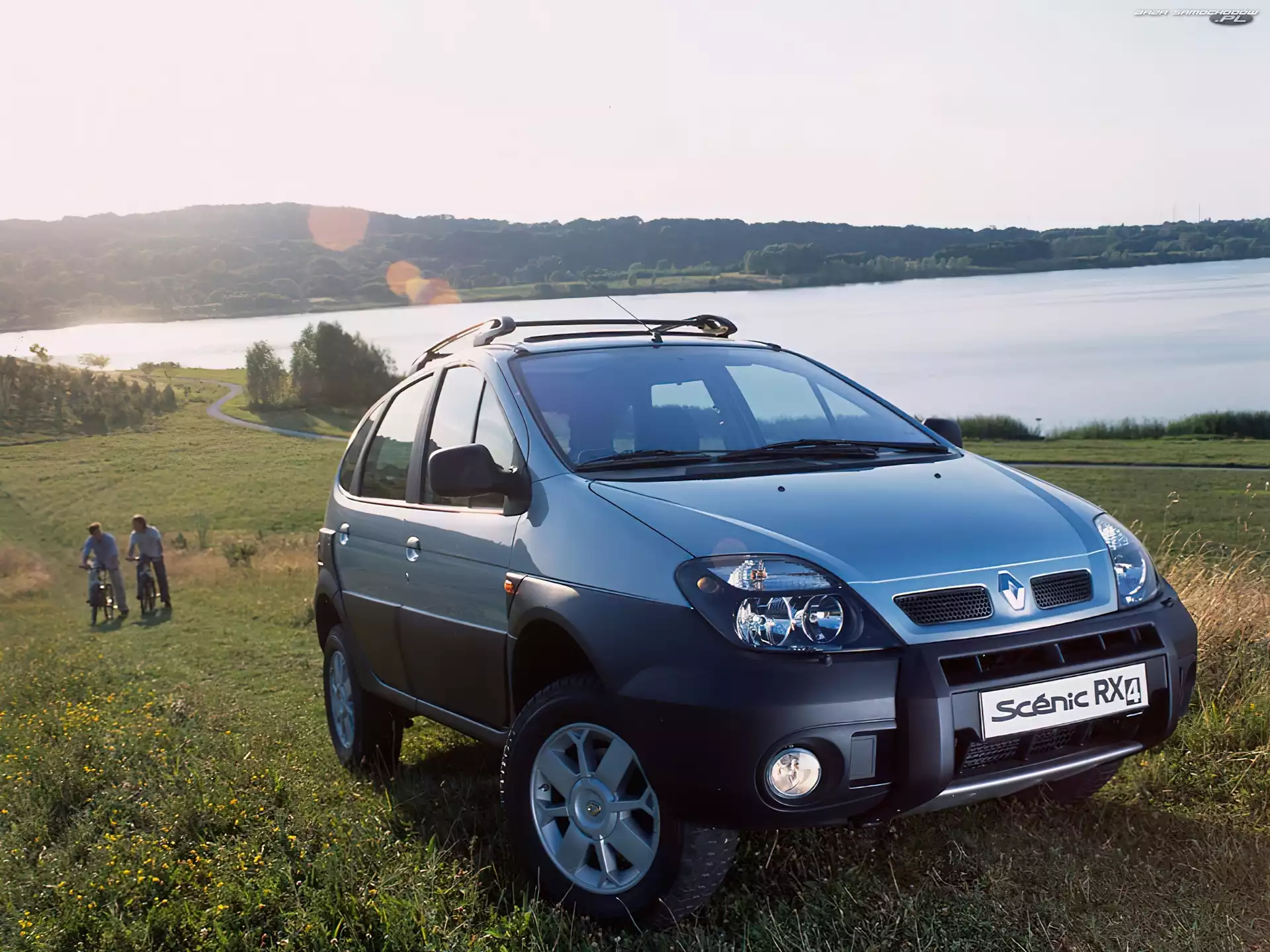 Scenic RX4