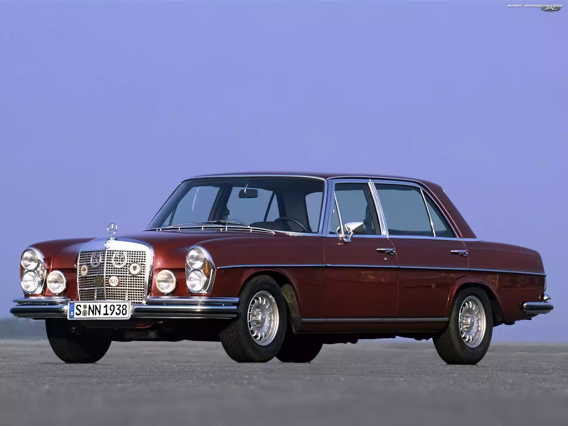 300, Mercedes SEL