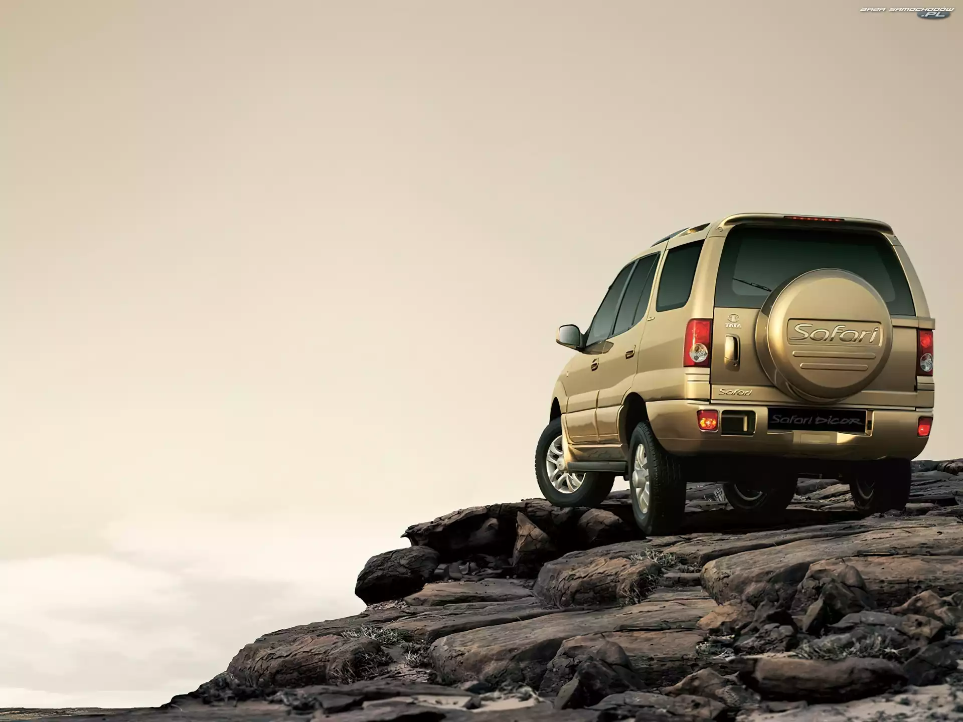 Skały, Tata Safari, Terenówka