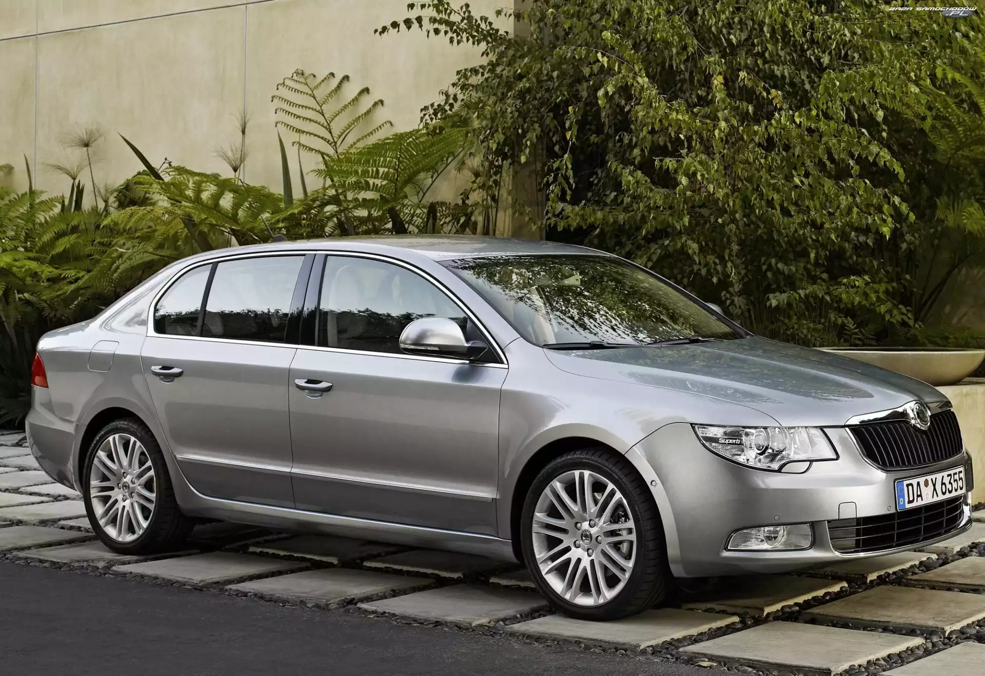 Skoda Superb, Bok, Srebrna, Prawy
