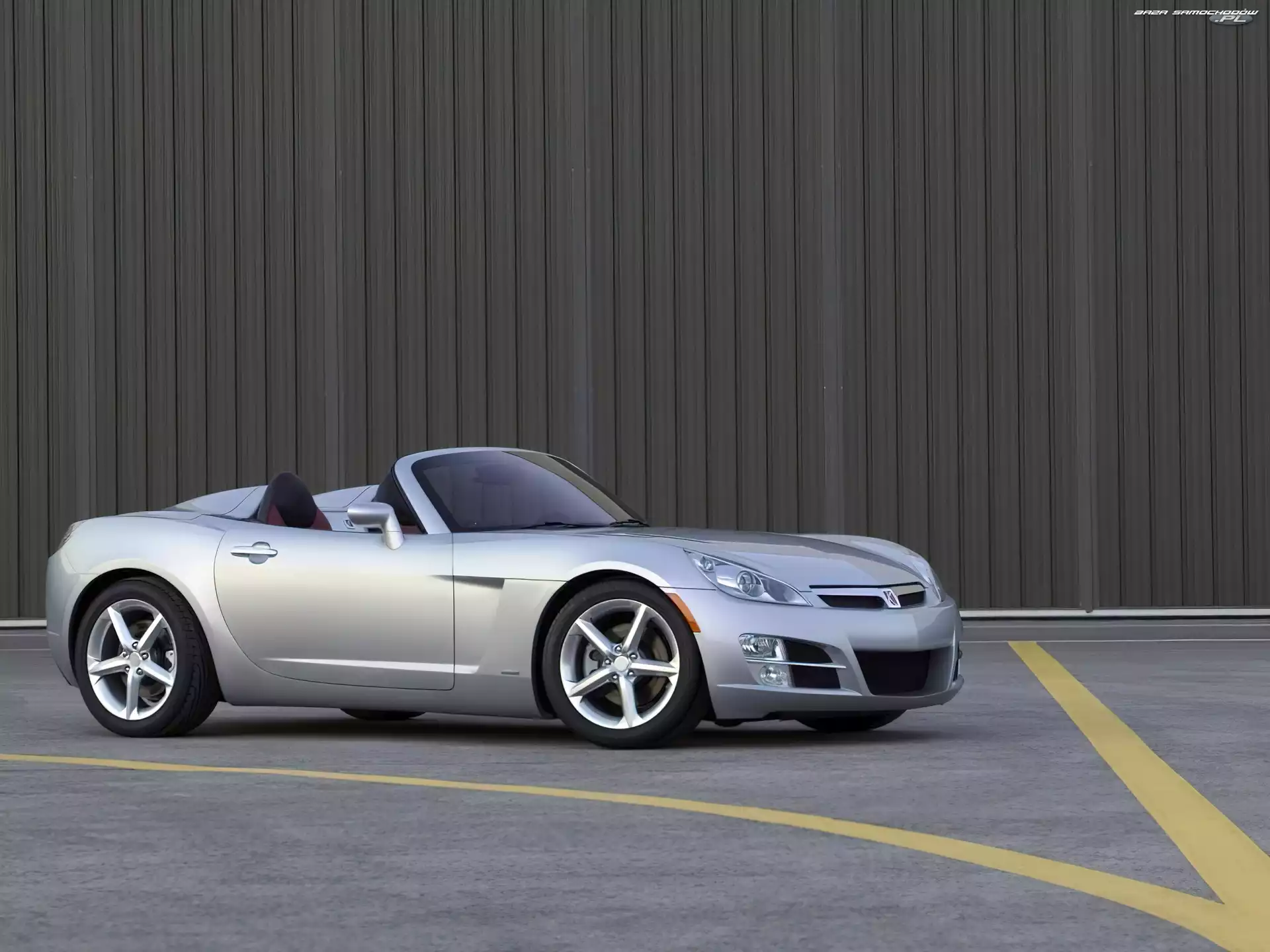 Szyba, Saturn Sky