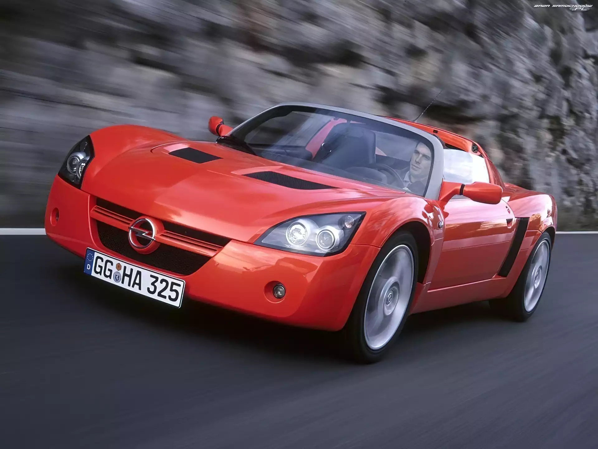 Ulica, Opel Speedster