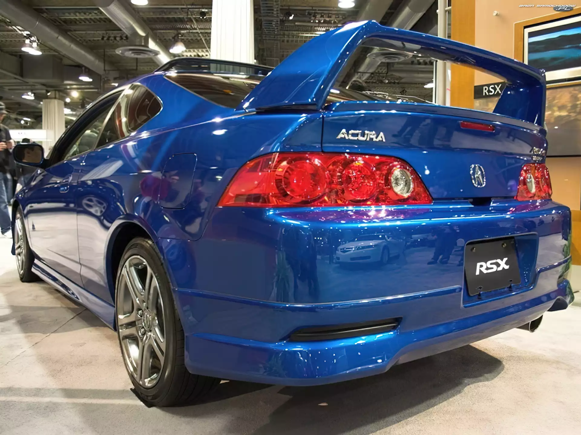 Spojler, Acura RSX, Premiera