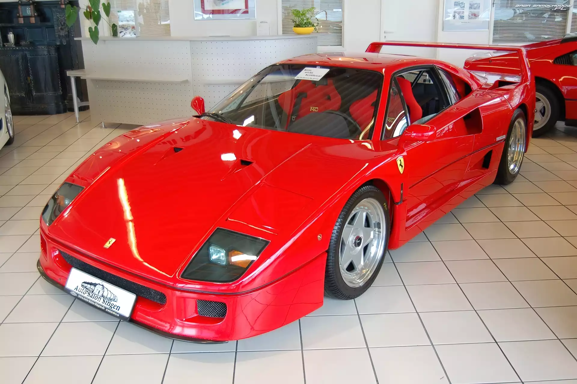 Sprzedaż, Ferrari F 40, Na