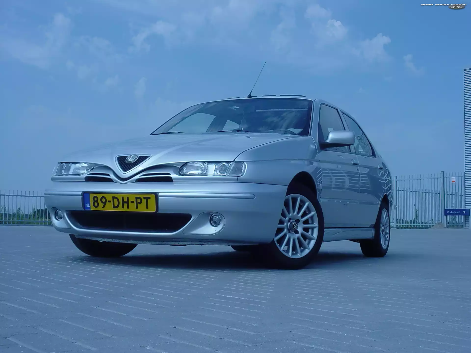 Alfa Romeo 146, Srebrna