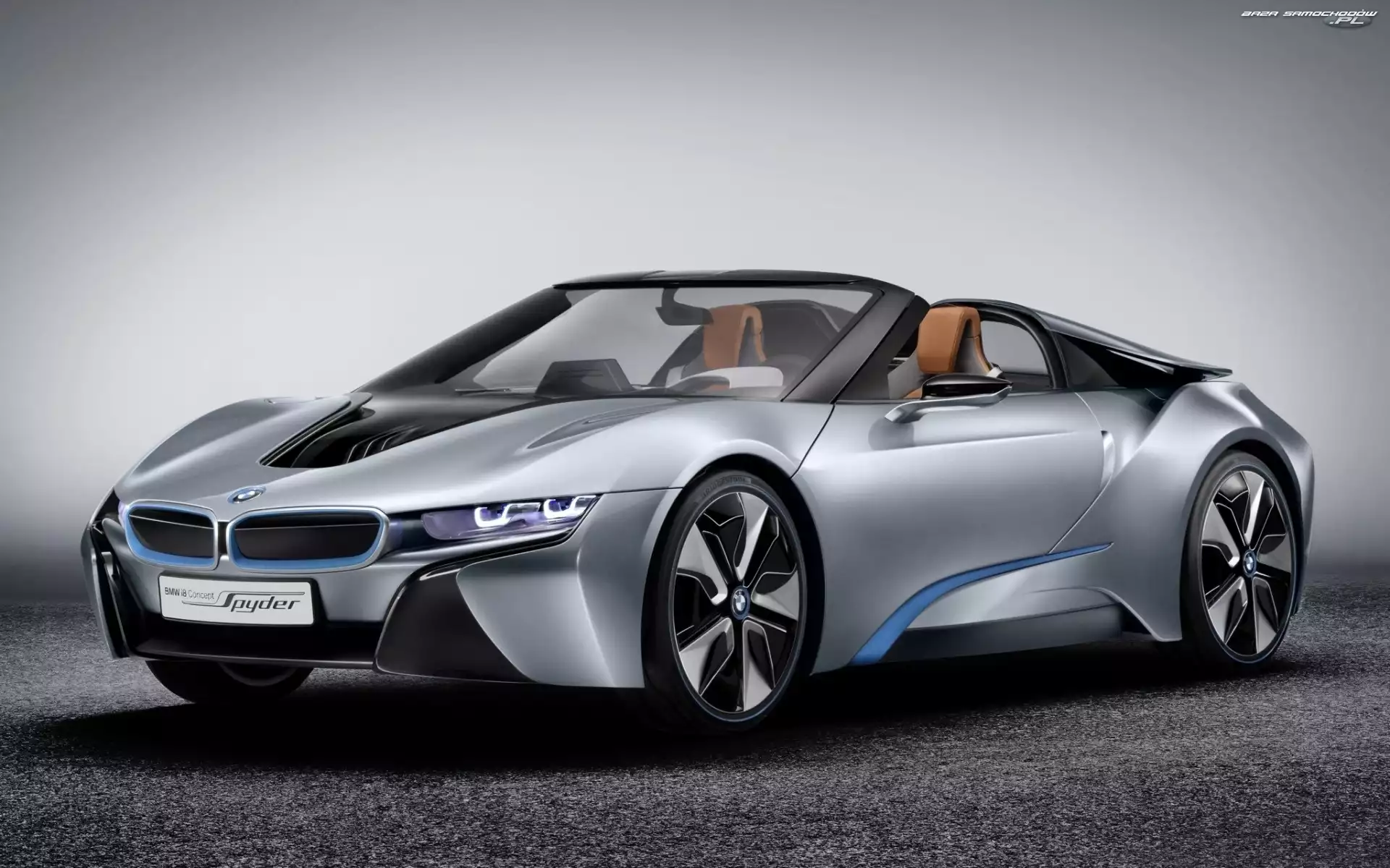 Srebrne, BMW i8 Spyder Concept