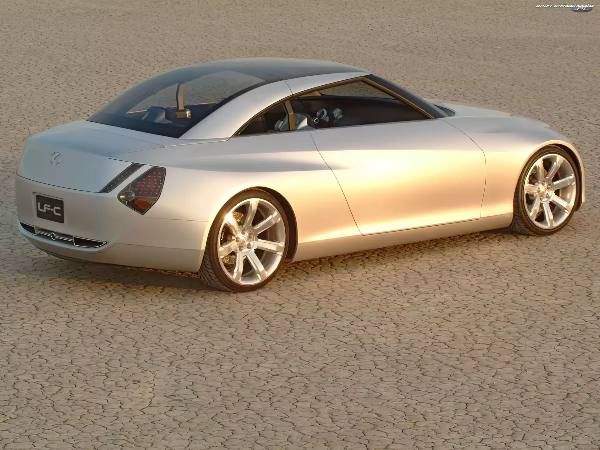 Lexus LF-C, Srebrny