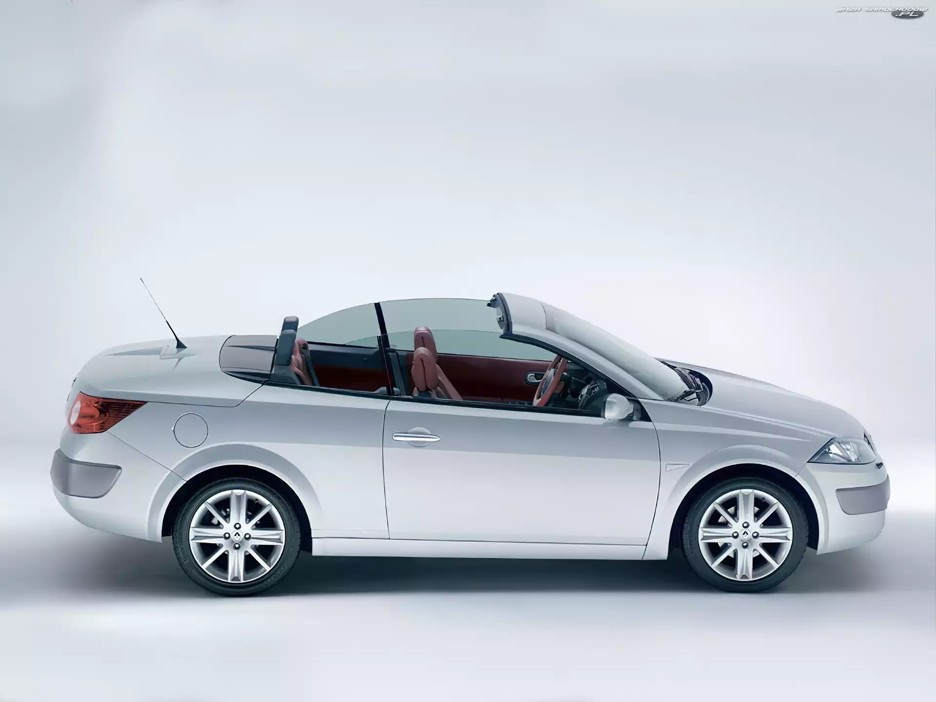Srebrny Alufelgi, Reno Megane, Cabrio