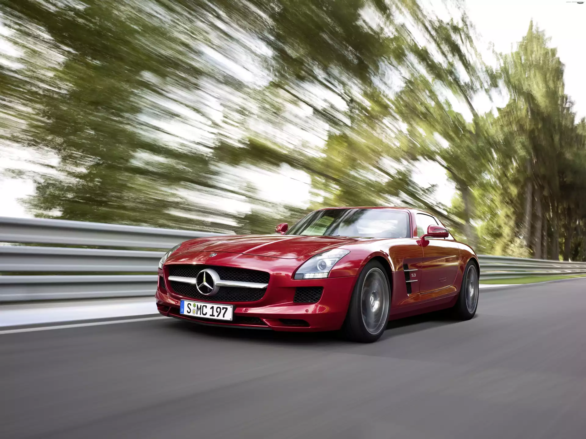 Sylwetka, Mercedes Benz SLS, Piękna